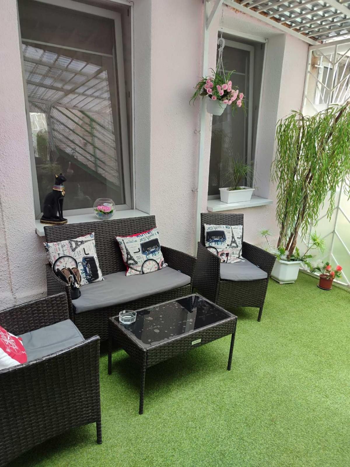 London Apartment, Odessa المظهر الخارجي الصورة